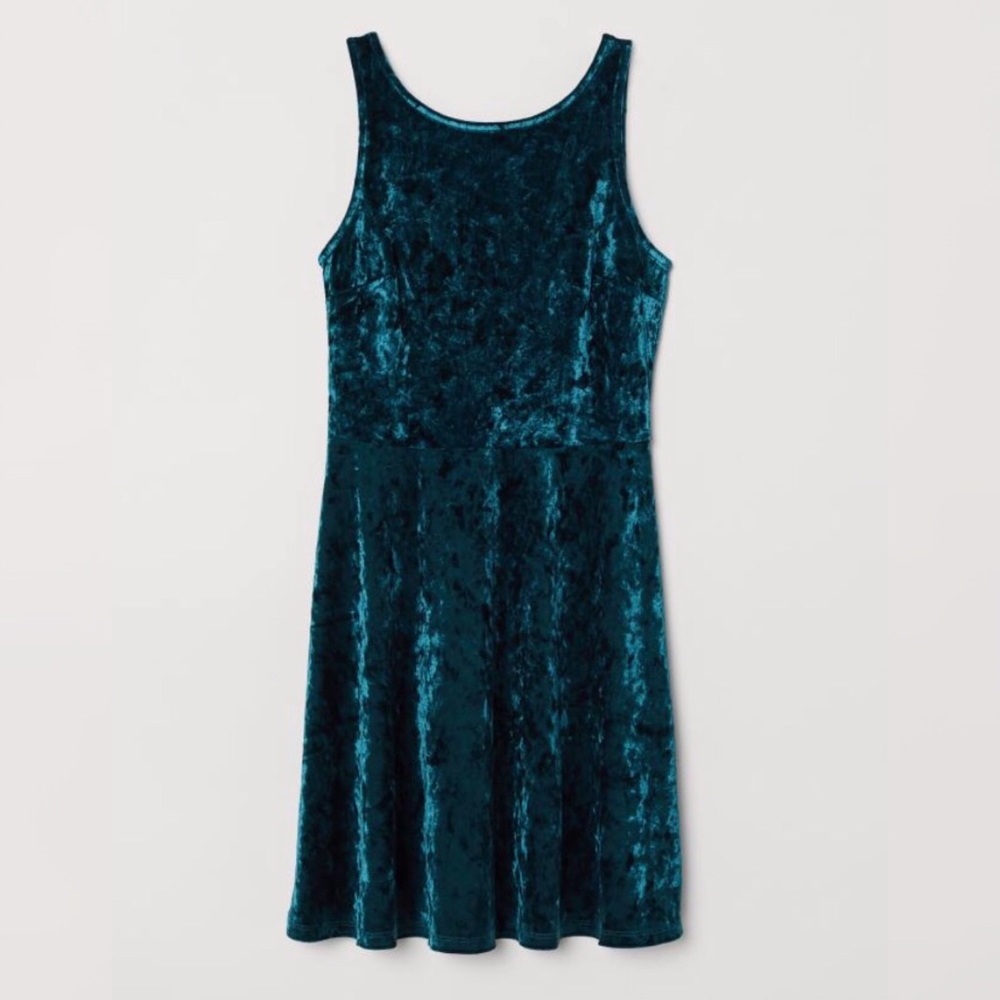 H&M velvet skater day dress w cut out back